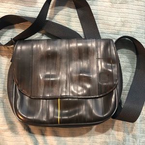 Alchemy Goods AG LAURELHURST CROSSBODY PURSE  bike tube with blue cloud lining